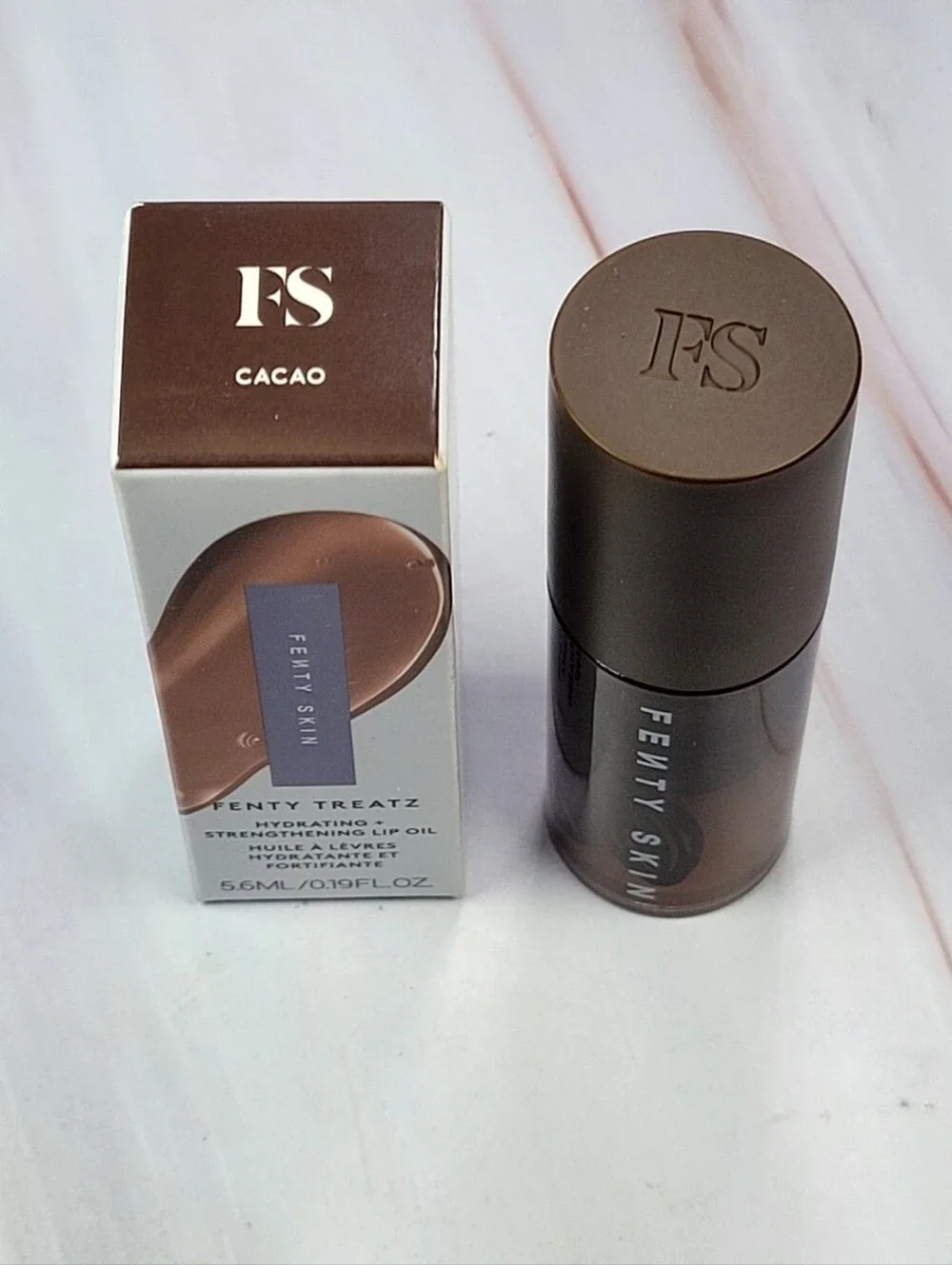 Fenty Treatz Hydrating and Strengthening Lip Oil in Cacao BNIB